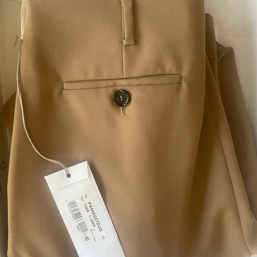 MARNI NWT Fall/Winter 21 tailored beige masculine cut trousers for women size 40